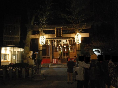 shrine-tokyo-06.jpg