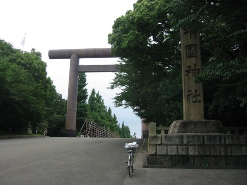 shrine-tokyo-07.jpg