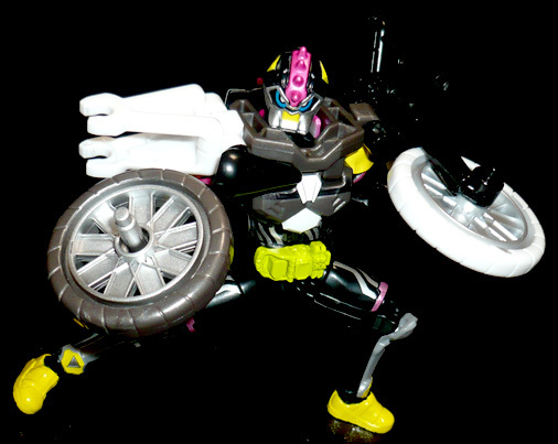 仮面ライダーレーザーターボ　プロトスポーツバイクゲーマー レベル0