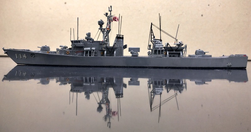 甲型海軍工廠 - 1/700 やまぐも型護衛艦「まきぐも」（S45年時） 完成 -