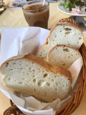 エッセのパン