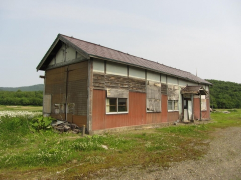 旧鷹泊駅舎