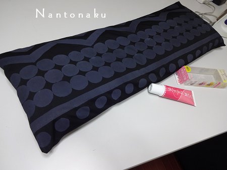 NANTONAKU　自分で柄を描いて枕カバーを作りました　3