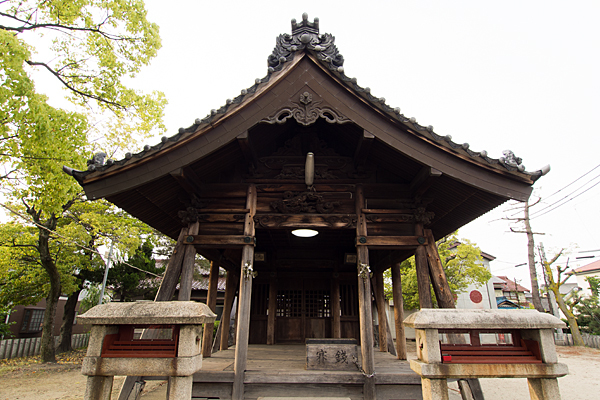 戸田白山神社拝殿