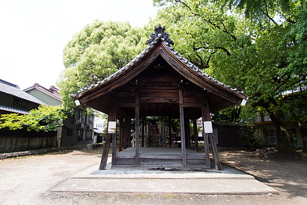 津嶌神社拝殿