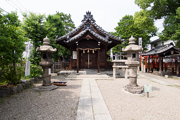 中島八幡社拝殿