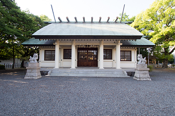 小本神明社拝殿